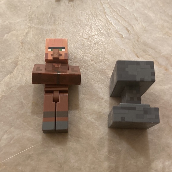 MINECRAFT character figurines with accessories. Lot of 16 assorted figures. - Picture 4 of 6